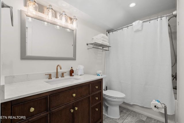 1433 Garrett Place, Gatlinburg, TN 37738