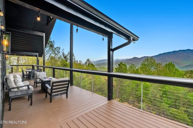 1433 Garrett Place, Gatlinburg, TN 37738