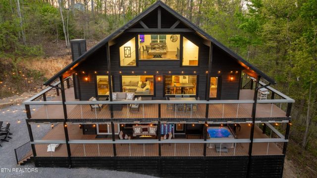 1433 Garrett Place, Gatlinburg, TN 37738