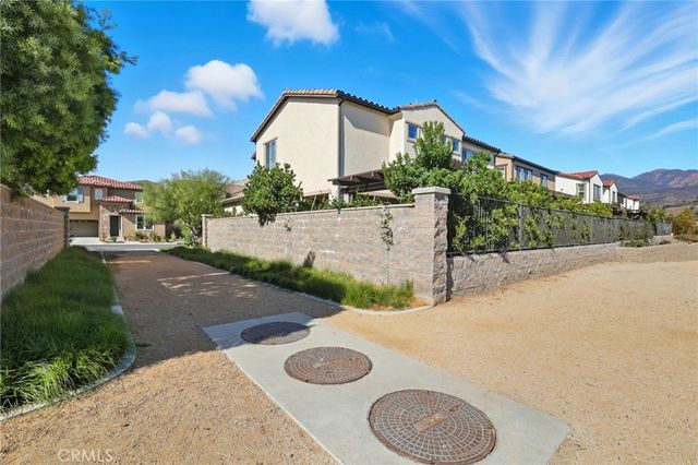 1883 Aliso Canyon Drive, Lake Forest, CA 92610