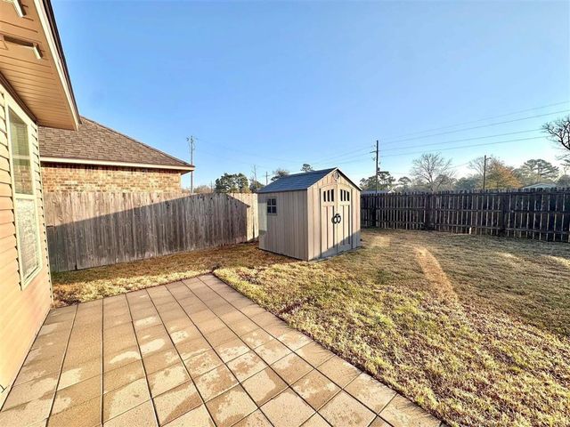 284 Pipers Lane, Sulphur, LA 70665