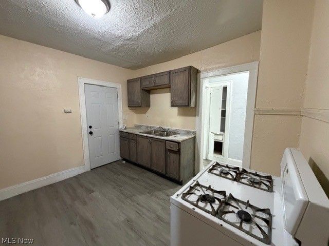 3641 E 147th Street, Cleveland, OH 44120