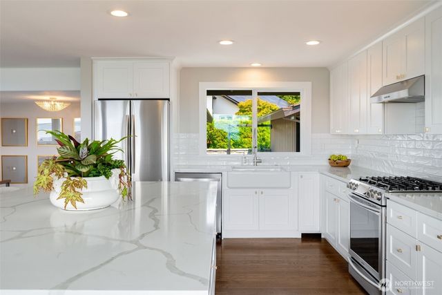 20222 23rd Place NW, Shoreline, WA 98177