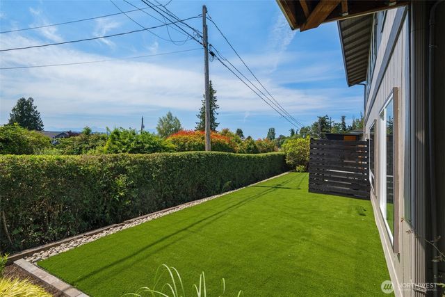 20222 23rd Place NW, Shoreline, WA 98177
