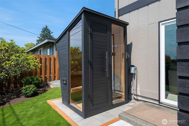 20222 23rd Place NW, Shoreline, WA 98177