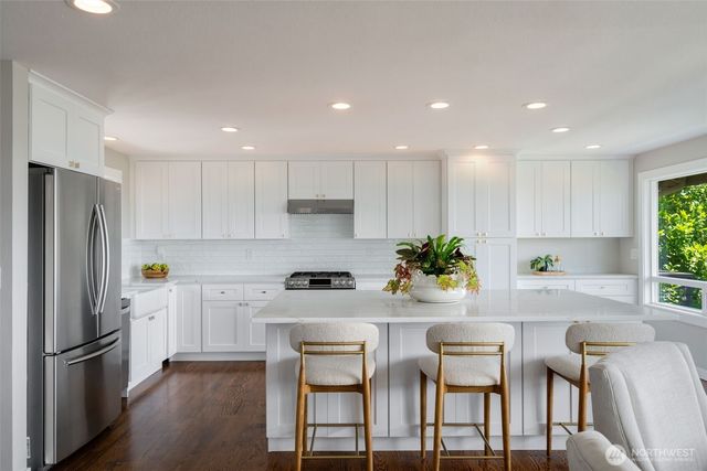 20222 23rd Place NW, Shoreline, WA 98177