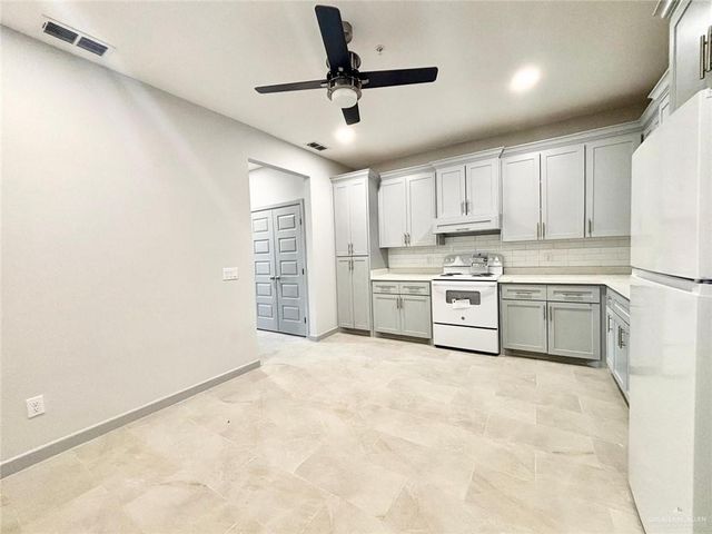 921 Jay Avenue 3, Mission, TX 78572