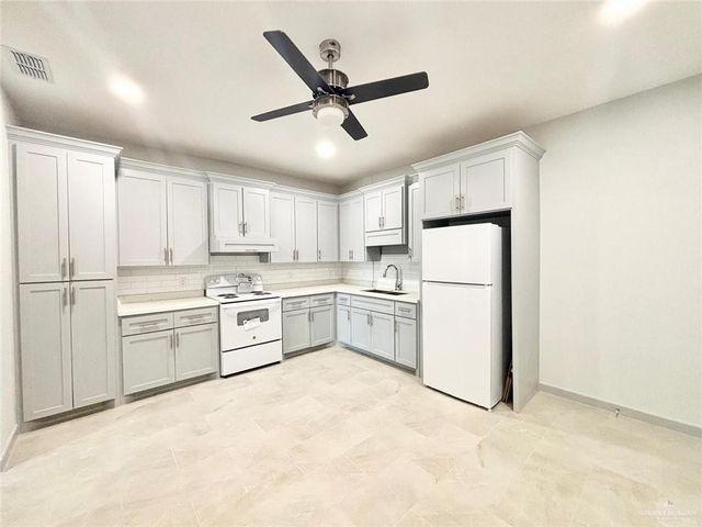 921 Jay Avenue 3, Mission, TX 78572