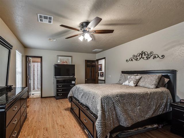 14525 Woodbrier Drive, Piedmont, OK 73078