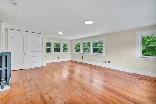 732 Chicago Avenue, Lansing, MI 48915