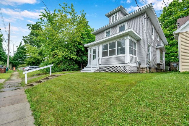 732 Chicago Avenue, Lansing, MI 48915
