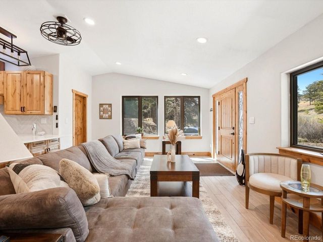 28084 Meadow Trl, Conifer, CO 80433