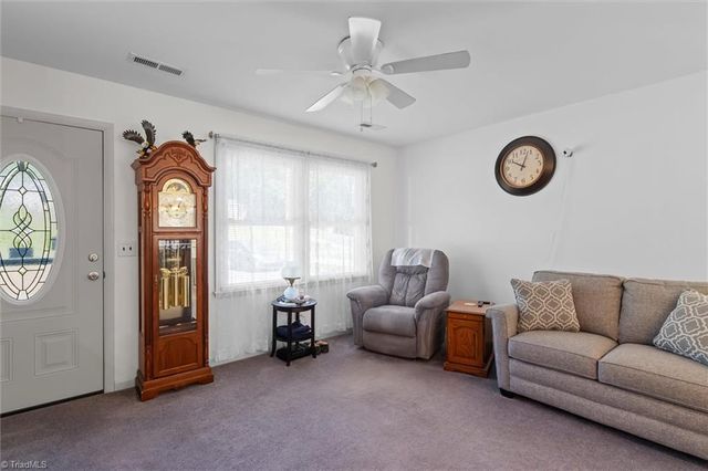 224 Delaware Avenue, Mount Airy, NC 27030