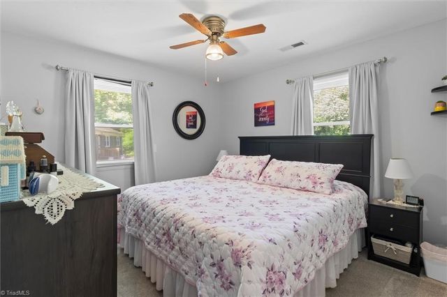 224 Delaware Avenue, Mount Airy, NC 27030