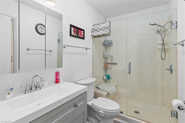 224 Delaware Avenue, Mount Airy, NC 27030