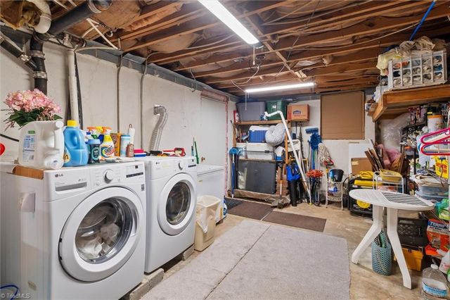 224 Delaware Avenue, Mount Airy, NC 27030
