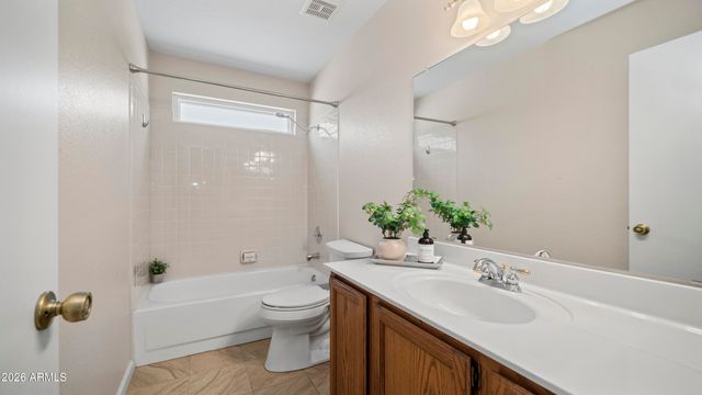 6737 E INGRAM Street, Mesa, AZ 85205