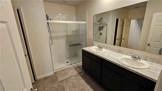 2735 Hanover Street SW, Vero Beach, FL 32968