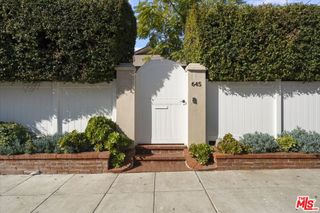 645 N Sierra Bonita Avenue, Los Angeles, CA 90036