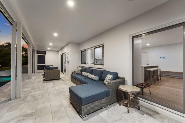 800 Holly Lane, Boca Raton, FL 33486