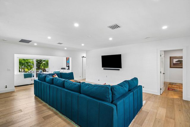 800 Holly Lane, Boca Raton, FL 33486