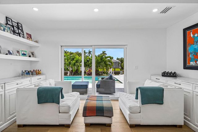 800 Holly Lane, Boca Raton, FL 33486