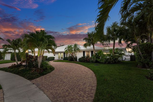 800 Holly Lane, Boca Raton, FL 33486