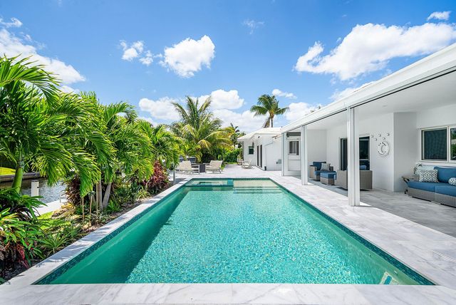 800 Holly Lane, Boca Raton, FL 33486