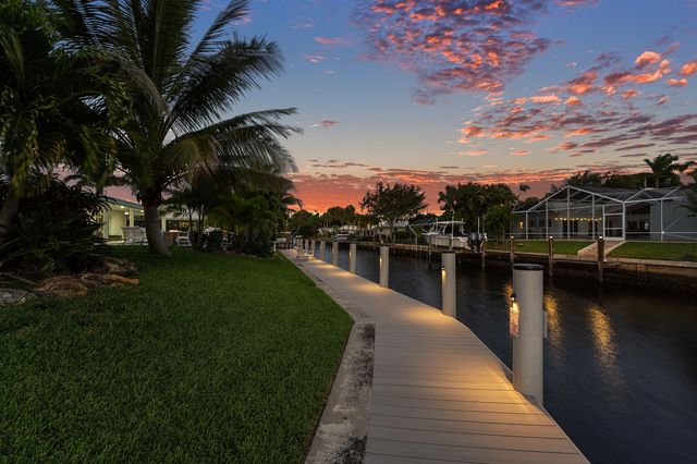 800 Holly Lane, Boca Raton, FL 33486