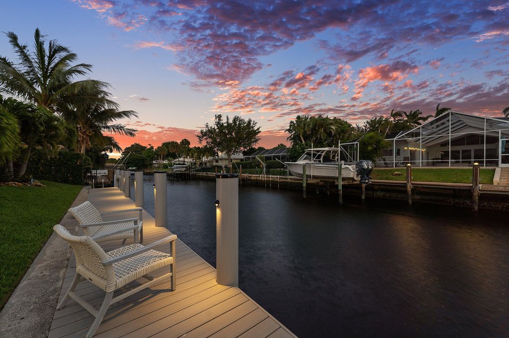 800 Holly Lane, Boca Raton, FL 33486