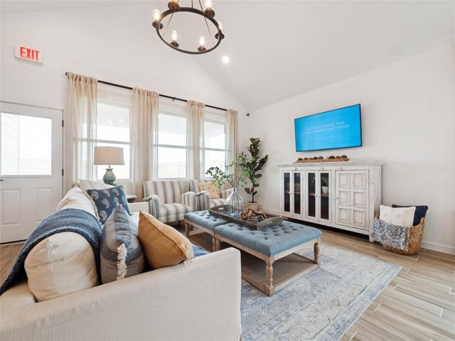 203 South Rose Marie Lane, Montgomery, TX 77356