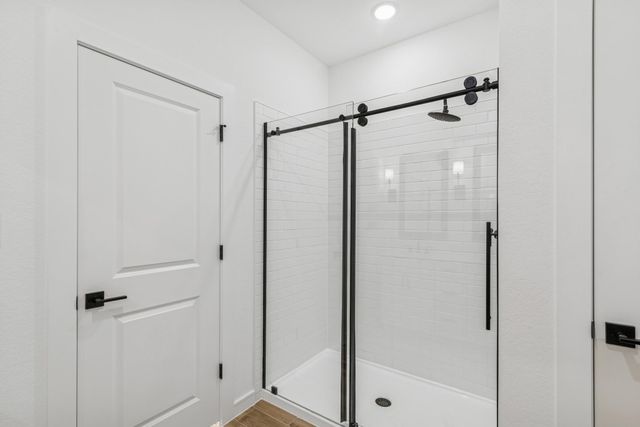 203 South Rose Marie Lane, Montgomery, TX 77356