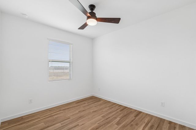 203 South Rose Marie Lane, Montgomery, TX 77356