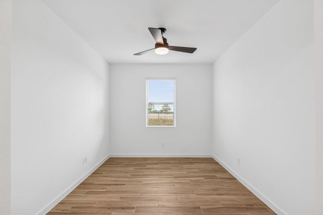 203 South Rose Marie Lane, Montgomery, TX 77356