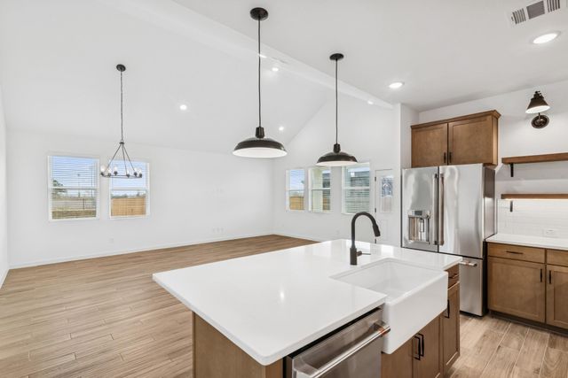 203 South Rose Marie Lane, Montgomery, TX 77356