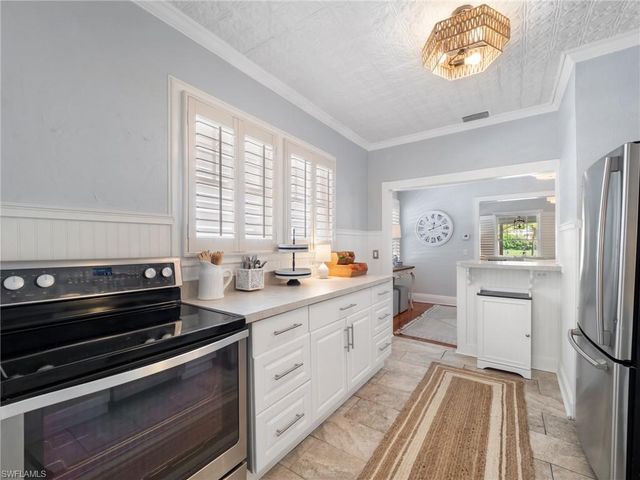 1310 Poinciana AVE, Fort Myers, FL 33901