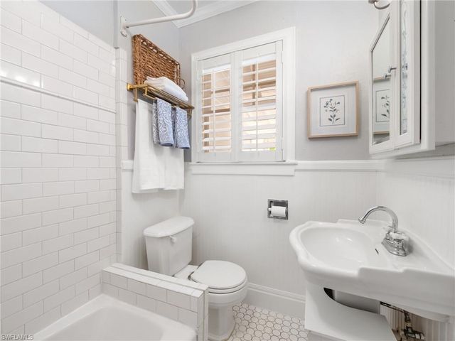 1310 Poinciana AVE, Fort Myers, FL 33901