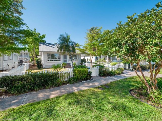 1310 Poinciana AVE, Fort Myers, FL 33901