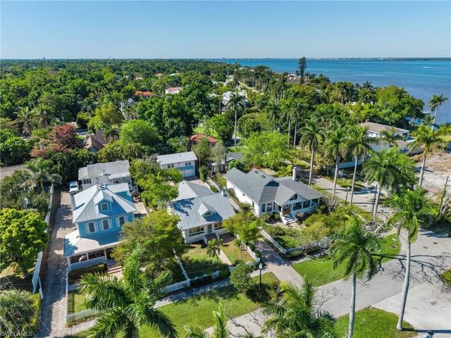 1310 Poinciana AVE, Fort Myers, FL 33901