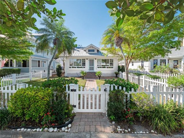 1310 Poinciana AVE, Fort Myers, FL 33901