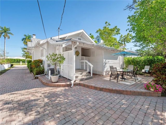 1310 Poinciana AVE, Fort Myers, FL 33901