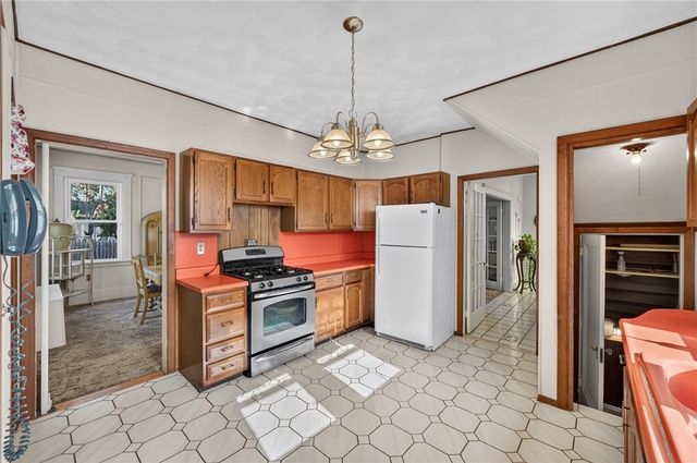 675 Pontiac Avenue, Cranston, RI 02910
