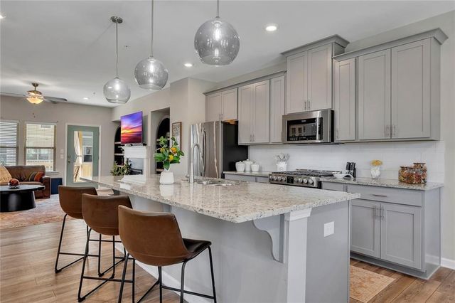 345 Commons Avenue, Woodstock, GA 30188