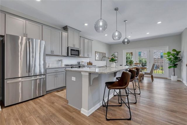 345 Commons Avenue, Woodstock, GA 30188