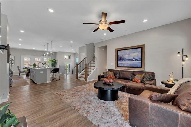 345 Commons Avenue, Woodstock, GA 30188