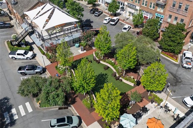 345 Commons Avenue, Woodstock, GA 30188