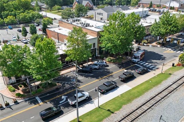 345 Commons Avenue, Woodstock, GA 30188