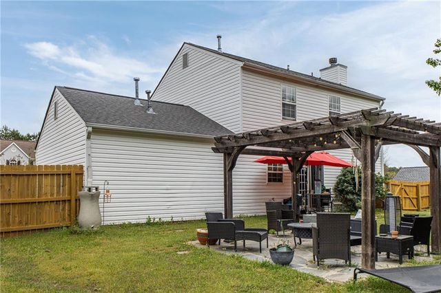 906 Milton Circle, Loganville, GA 30052