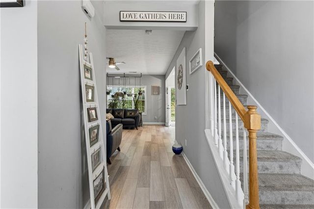 906 Milton Circle, Loganville, GA 30052