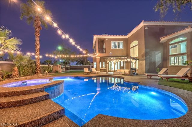 7520 Captains Harbor Drive, Las Vegas, NV 89117